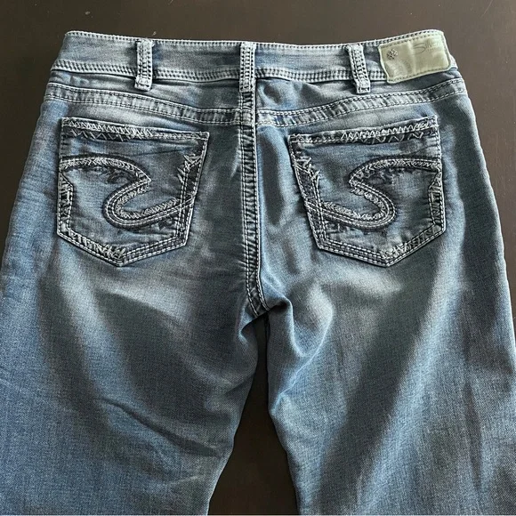 SILVER JEANS Suki Mid Straight Joga Hybrid Denim Blue Knit Flex Curvy Jean 34X32 - Picture 2 of 10